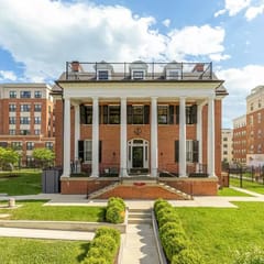 Sophisticated 4BR Penthouse Mansion at Walter Reed