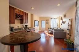 Modern Retreat Near John Hopkins Central Location!