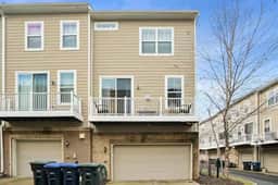 Cozy & Spacious 4 BR Home in NE DC Near the Metro!