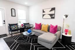 Spacious & Charming 3 BR Home near French Quarter!