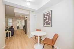 Your Cozy & Charming 2BR Getaway Near Downtown DC!