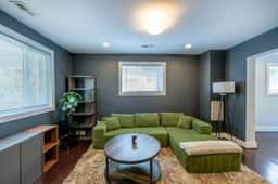 Modern and Sophisticate Gem 3BR Home Near Downtown