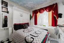 Chic 1BR Getaway w/4 Beds Near Iconic Miami Beach!