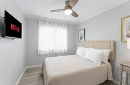 Modern & Spacious Retreat W/FREE Parking at Shore!