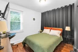 Prime 2BR Stay Near Ford Field & Downtown Detroit!