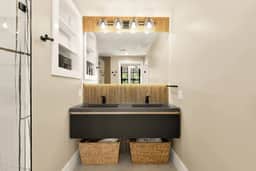 Sophisticated 4BR Penthouse Mansion at Walter Reed