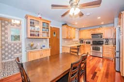 Cozy & Spacious 3BR Retreat | Host Lives in 4th BR