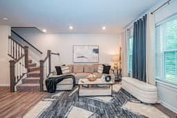 Modern 2BR Townhome Near Washington DC & Metro - Image 2
