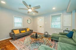 Cozy & Stylish NE DC Home | Extended Stays Welcome - Image 4