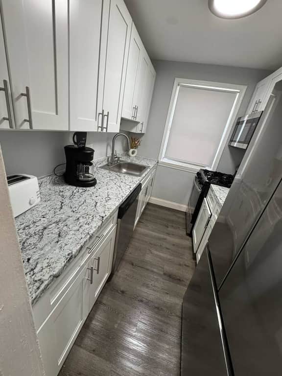 Hidden Gem Extended Stays Welcome Near Metro Train