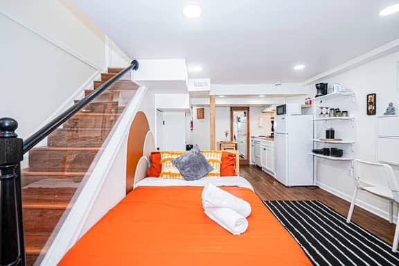 Central & Stylish 1 BR Retreat in DC Near Downtown
