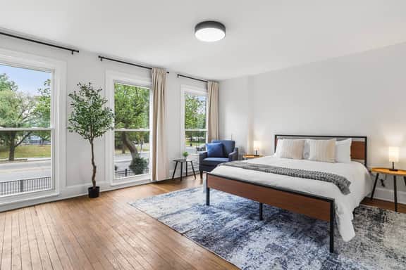 Stylish & Charming Centrally Located 4Bedroom Home