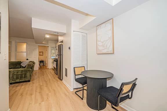 Charming & Comfy 2BR Apartment near in Downtown DC