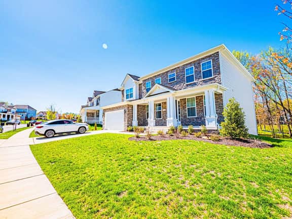 Stylish & spacious 7BR Glen Dale Home w/ Game Room