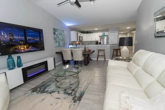 Blue Casita Bright 3BR Retreat Near Fort Myers FL!