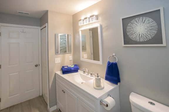 Blue Casita Bright 3BR Retreat Near Fort Myers FL!