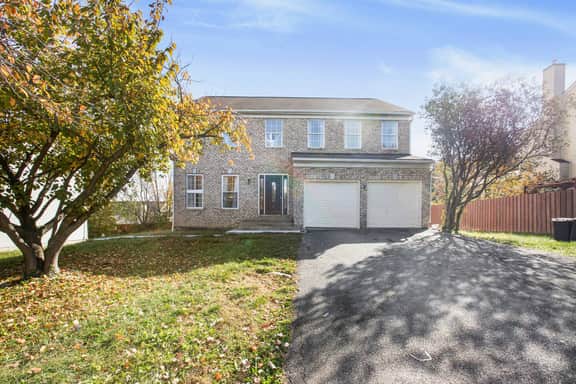 Gather in Comfort | 4BR/2.5BA - Image 2