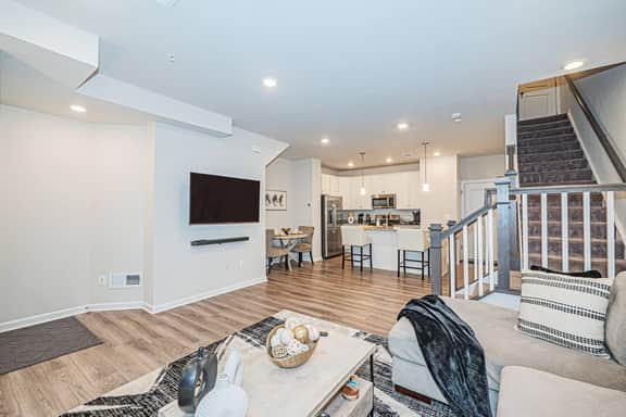 Modern 2BR Townhome Near Washington DC & Metro - Image 3