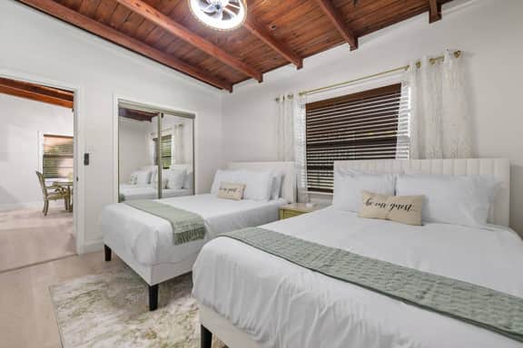 La Maison at Alva Oaks Farm- 2BR Peaceful Retreat - Image 3