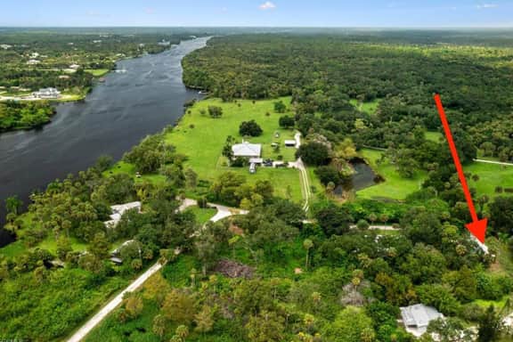 Alva Oaks Farm Estate 3 Homes
Retreats & Events - Image 3