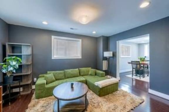 Modern and Sophisticate Gem 3BR Home Near Downtown