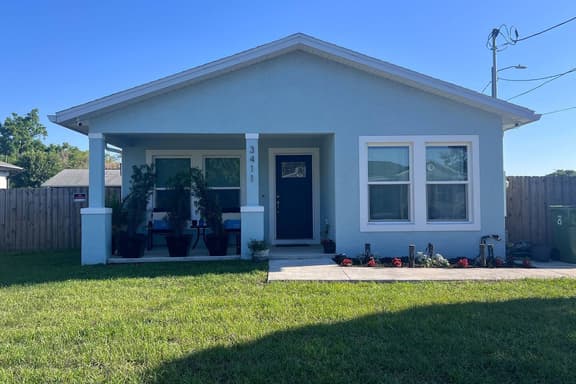 Bright & Comfy 2BR Home Near Vibrant Tampa Heights