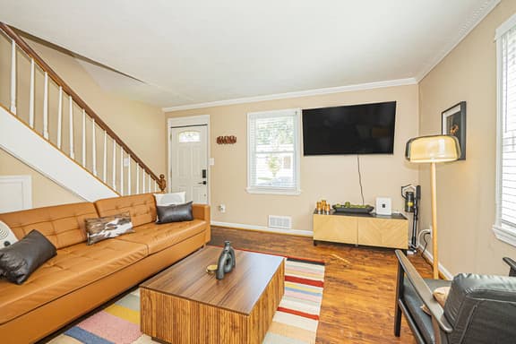 Spacious 2 BR Home Near DC, MGM & National Harbor!